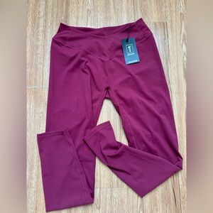 1st Phorm Women's Maroon Periscope Leggings